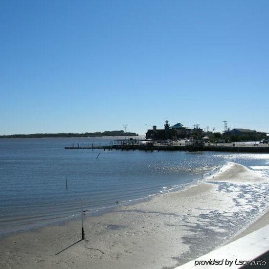 Cedar Cove Beach And Yacht Club Aparthotel Cedar Key Exterior foto